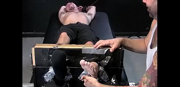  Tickling master showing his tricks to restrained submissive